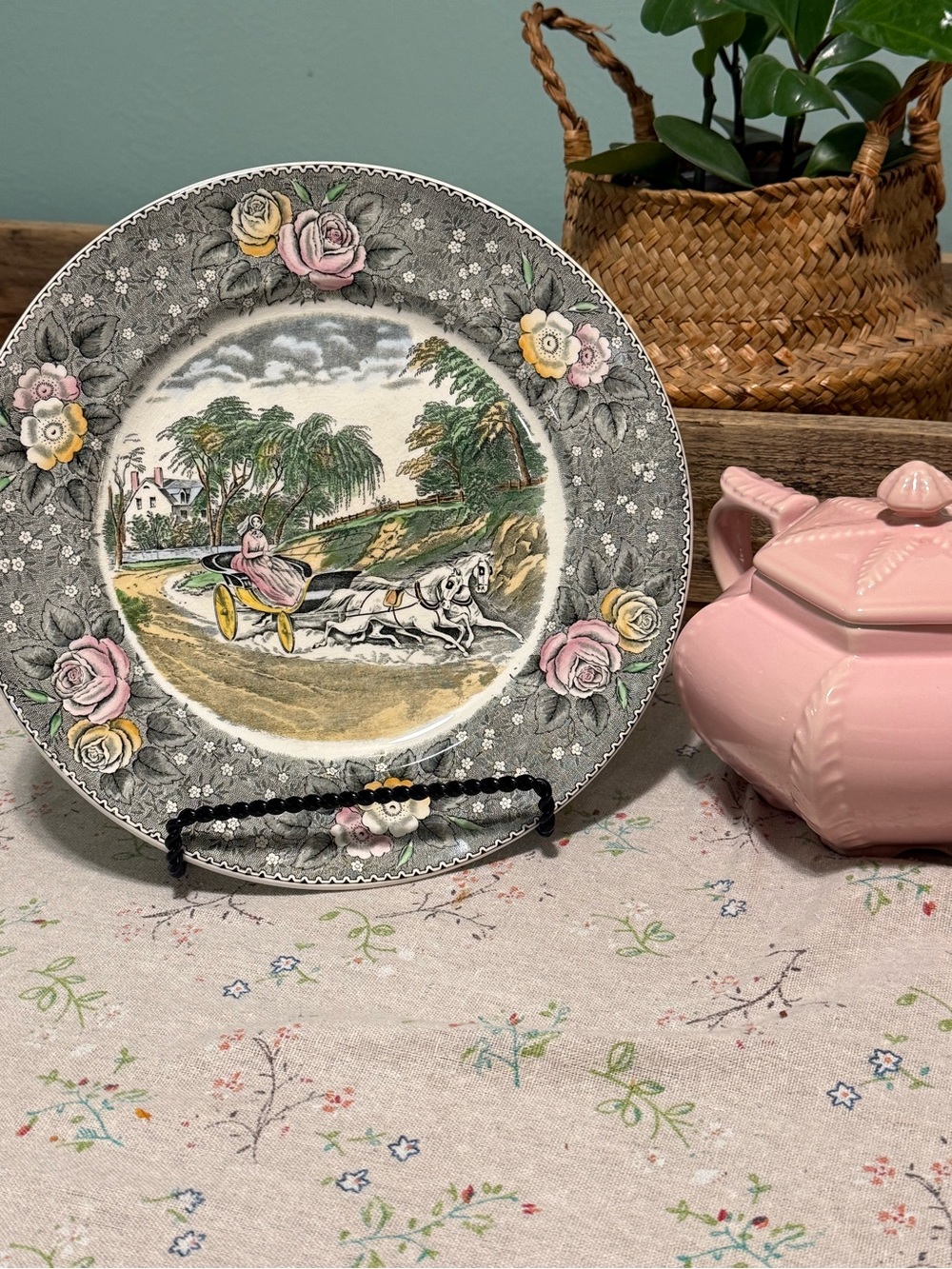 Vintage ‘Star of the Road’ Currier and Ives Engravings 10 1/2” Collectors Plate